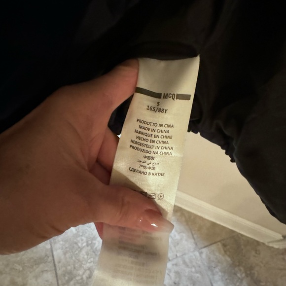 MCQ puffer jacket - Picture 7 of 10